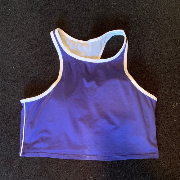 Fabletics workout set - Picture 2 of 3